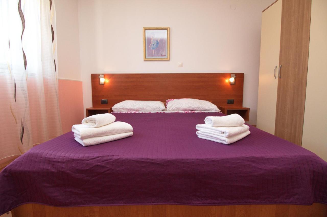 Apartments Lidija Rovinj Exterior foto